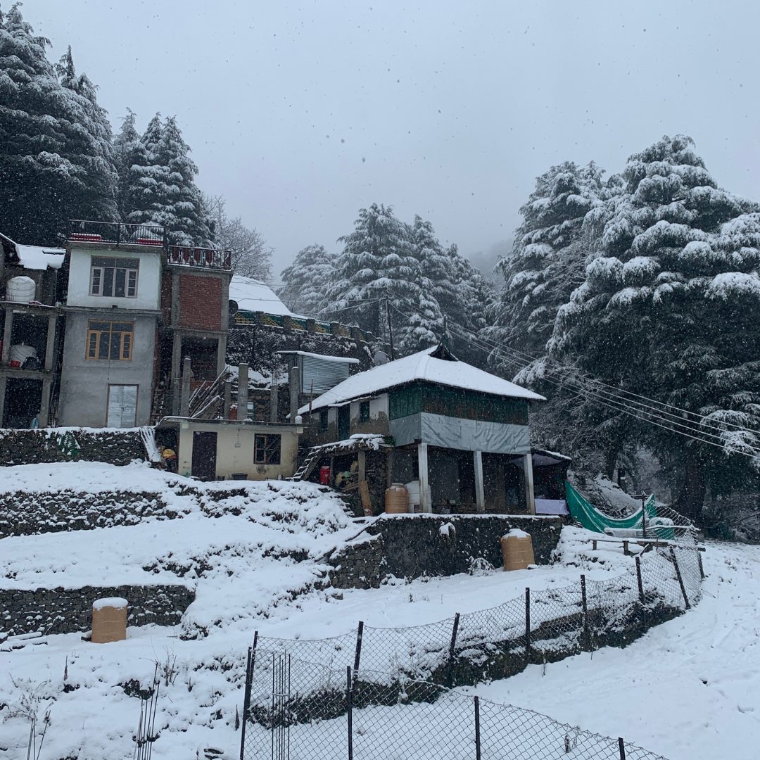 Gaggal Airport to Dalhousie Taxi Service