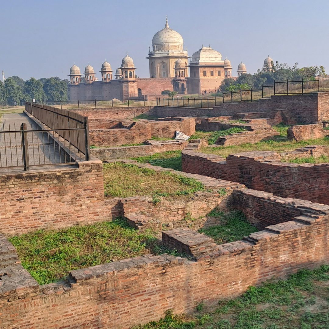 Points On The Palampur To Delhi Route