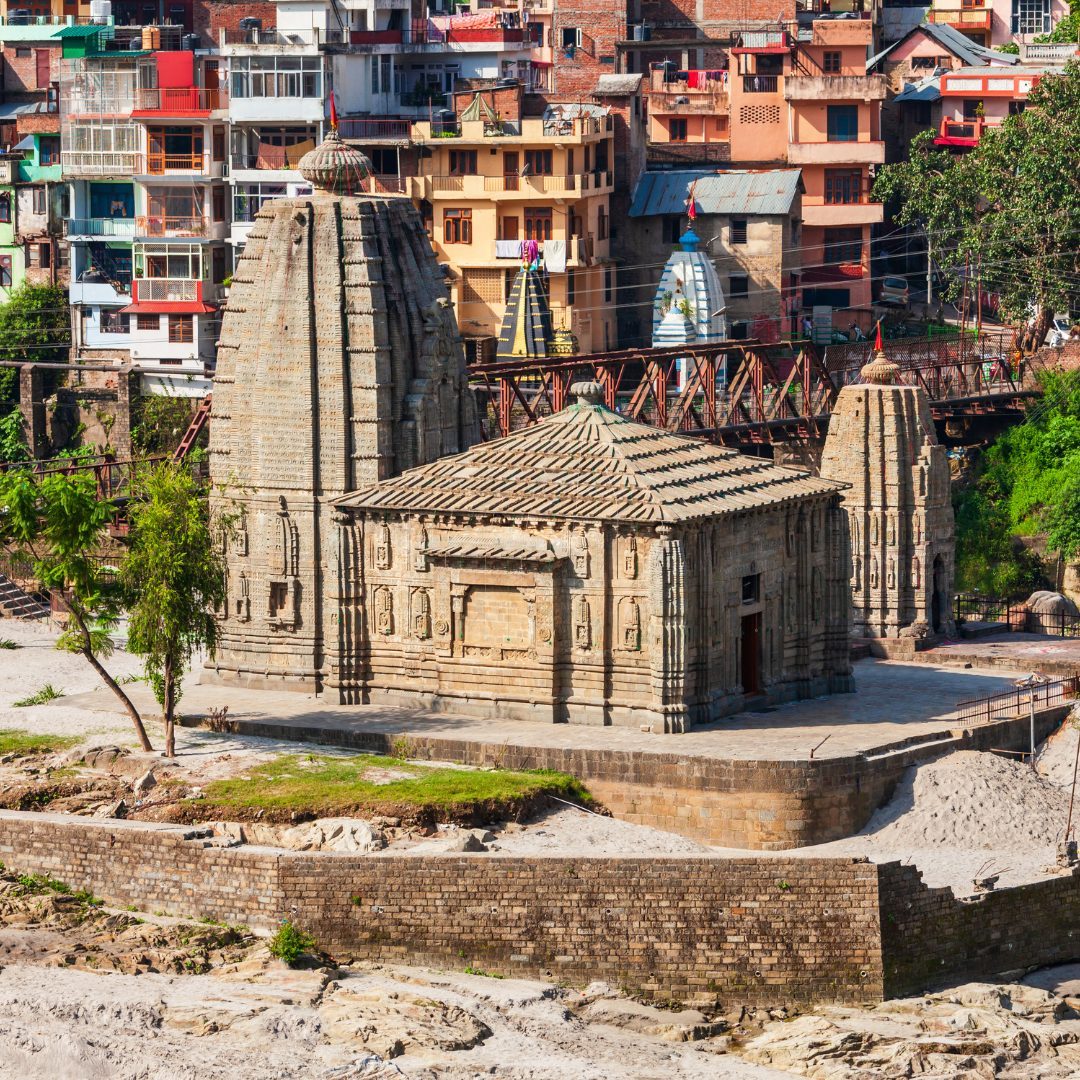 Satya Travels: Dharamshala To mandi Taxi Service